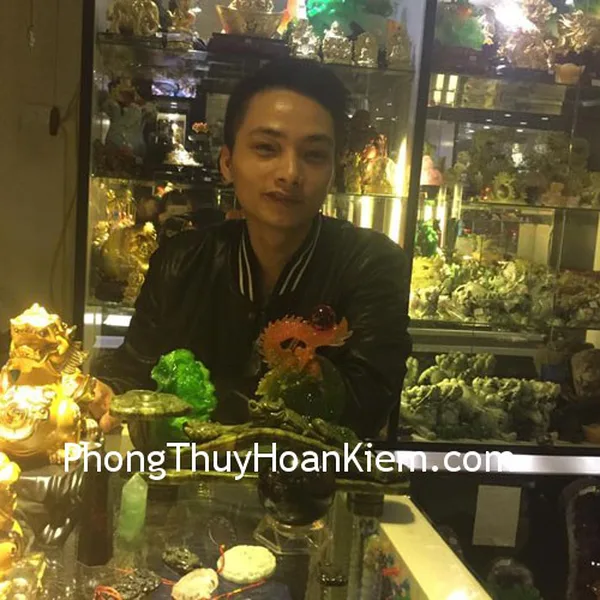 Anh Trường- khách hàng mua Gậy như ý lam ngọc M080