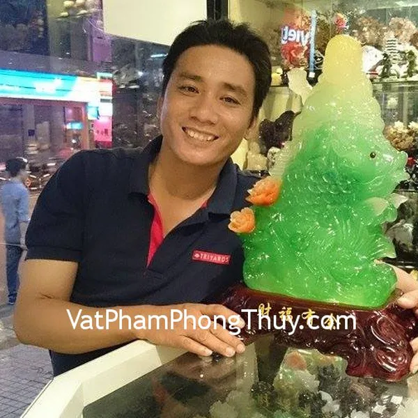 Anh Thân - Khách hàng mua Phật di lạc cõng chép xanh A133