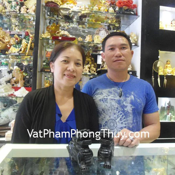 Anh Chẩn - khách hàng mua cặp tỳ hưu thạch anh đen HM010