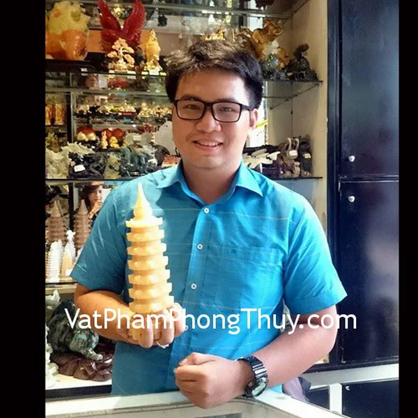 Anh Bảo - khách hàng mua tháp văn xương hoàng long 7 tầng HM066
