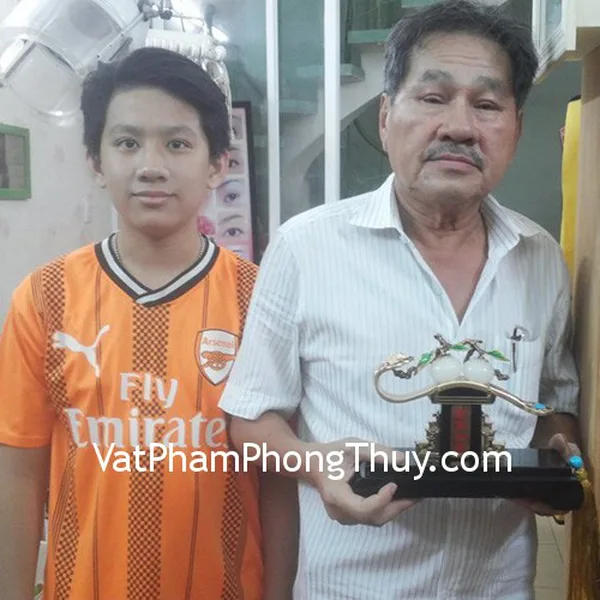 Chú Thơ- Khách hàng mua Gậy như ý Bạch ngọc K170M