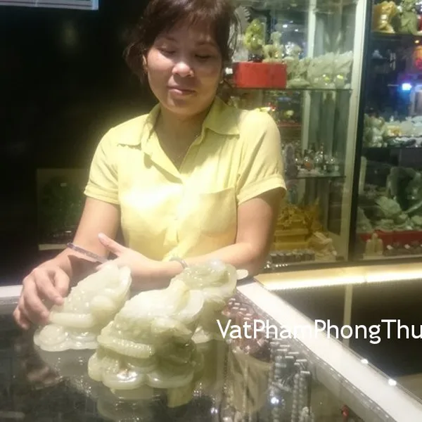 Chị Linh - Khách mua Thiềm thừ tây tạng trung CTT-M