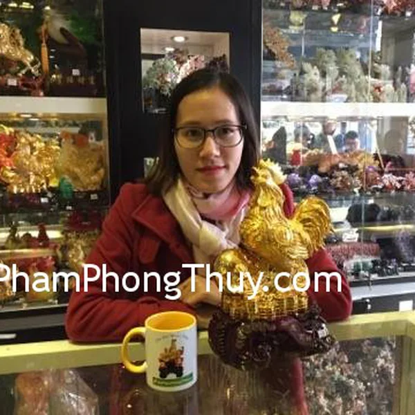 Chị Thủy - khách hàng mua tượng gà G027A