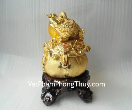 Thiềm thừ vàng trung - đời đời chiêu tài A095
