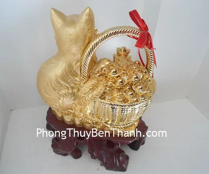 Mèo chiêu tài bên giỏ vàng F092-1