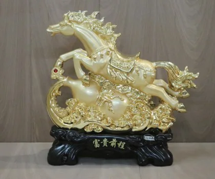 Ngựa vàng phi nước đại trên hồ lô vàng - Phú quý tiền trình G114A