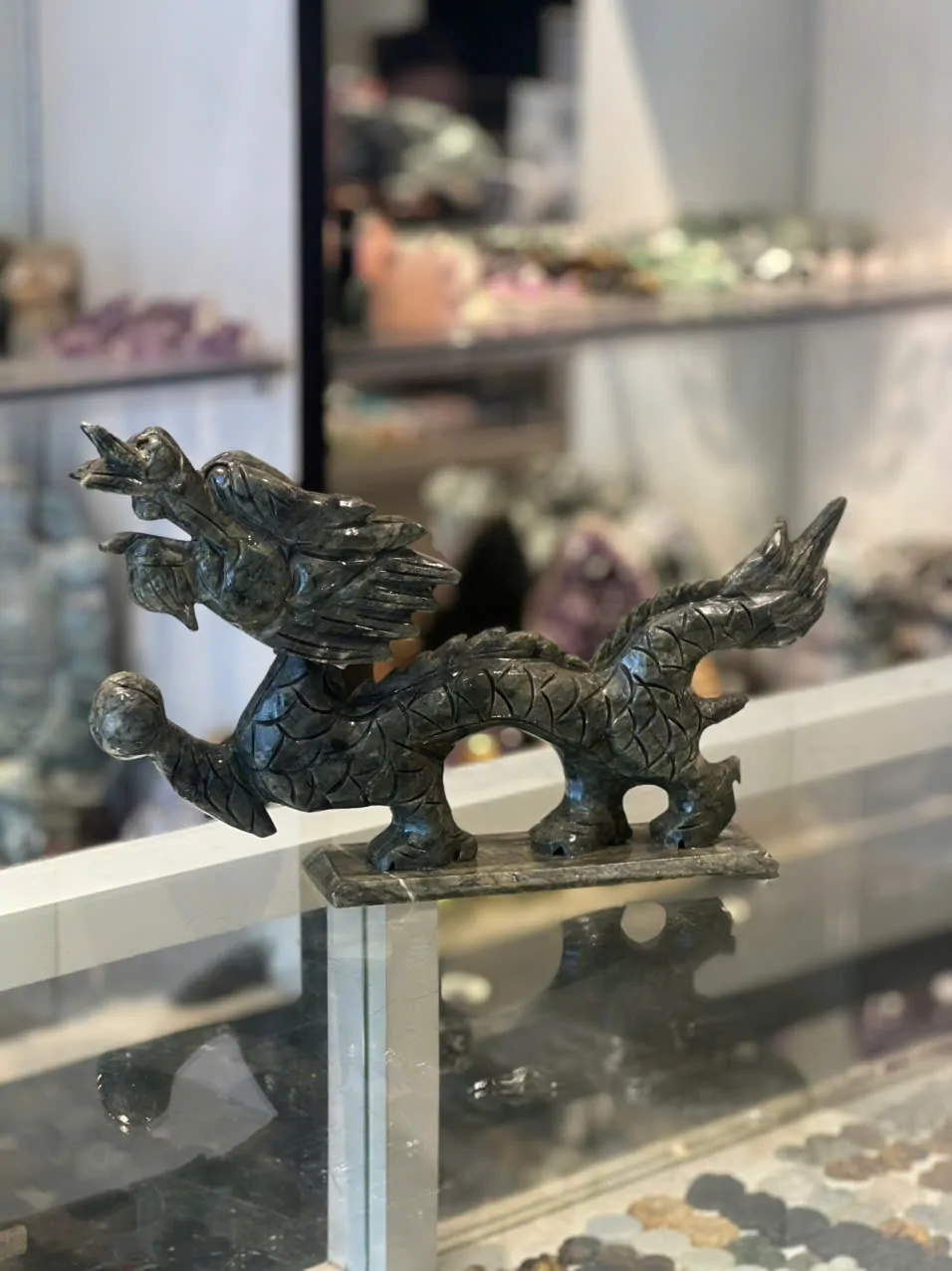 Rồng lam ngọc xanh nhạt (lớn) GM182