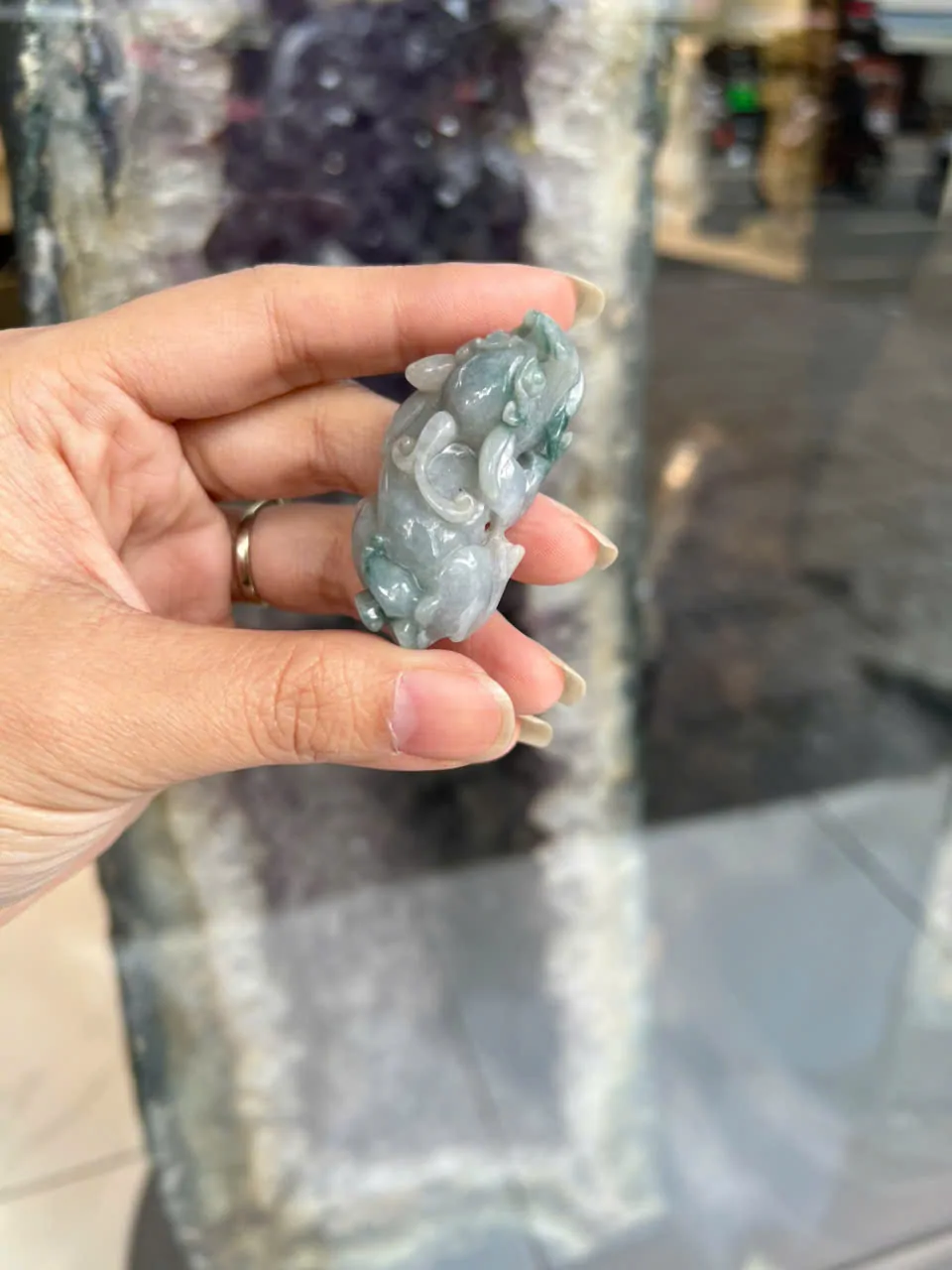 Tỳ hưu ngọc phỉ thúy xanh đậm vân mây A+++++ (GCN 17602 - 28.14 gr) S6897-S1-6135