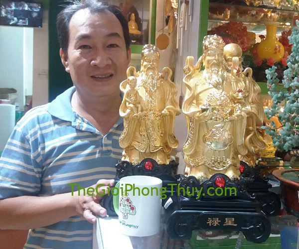 Anh Thy - Khách Hàng mua Tam đa vàng trung đế gỗ có hạt châu – Phước tinh/ Lộc tinh/ Thọ tinh FC150A