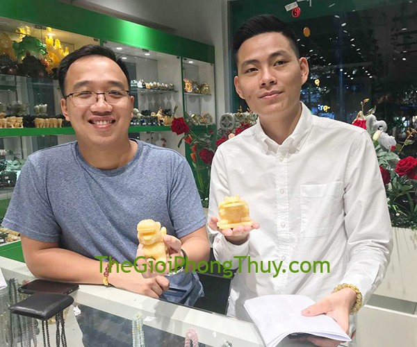 Anh Đạt - Khách mua Thiềm thừ hoàng long nhỏ FGM022,Tỳ hưu hoàng long có bờm (5 tấc)FGM013