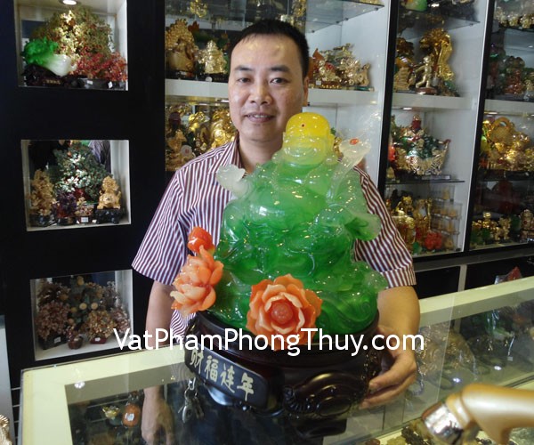 Anh Long - khách hàng mua phật di lặc H242G