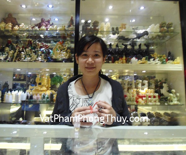 Chị Thanh Vy - Khách hàng mua Hồ ly thạch anh hồng S930