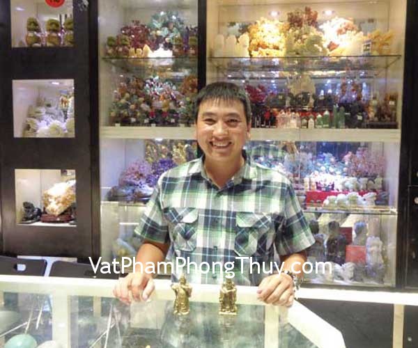 Anh Bình - khách hàng mua Khổng minh đồng D142, Quan công đồng D135