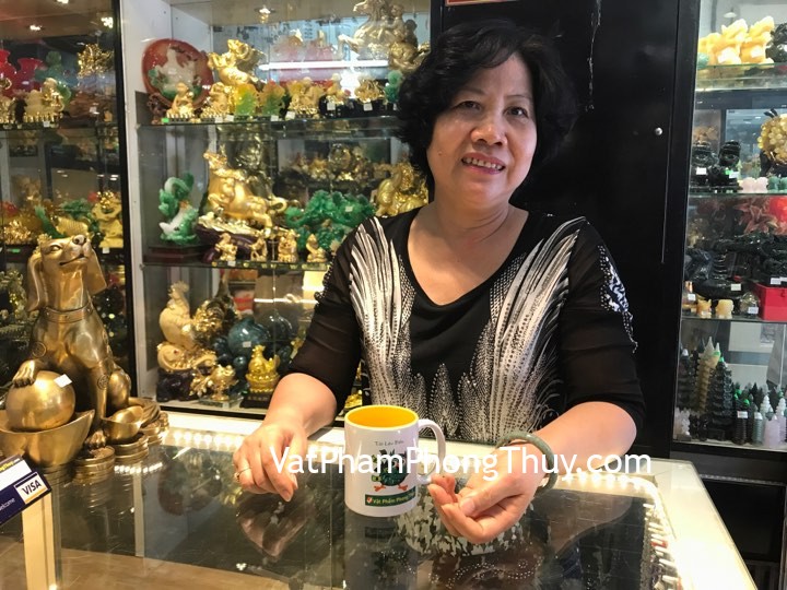 Cô Cúc - Khách hàng mua Vòng ngọc Myanmar VM105-8432