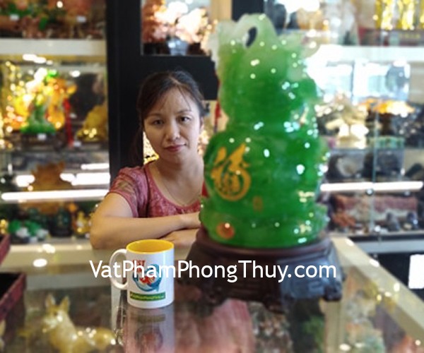 Chị Hoa - khách hàng mua tượng hồ lô xanh ngọc C153A